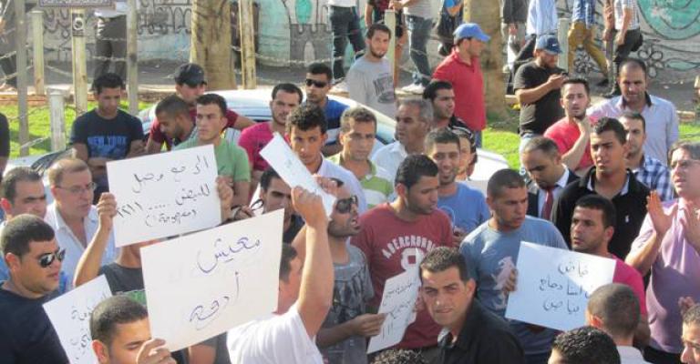 فلسطين: سخونة الأسعار قد تحرك المياه الآسنة فلسطين: سخونة الأسعار قد تحرك المياه الآسنة