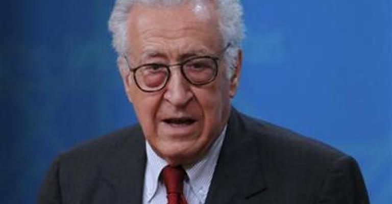 الإبراهيمي يطلب مساعد إيران لترتيب هدنة في سورية الإبراهيمي يطلب مساعد إيران لترتيب هدنة في سورية