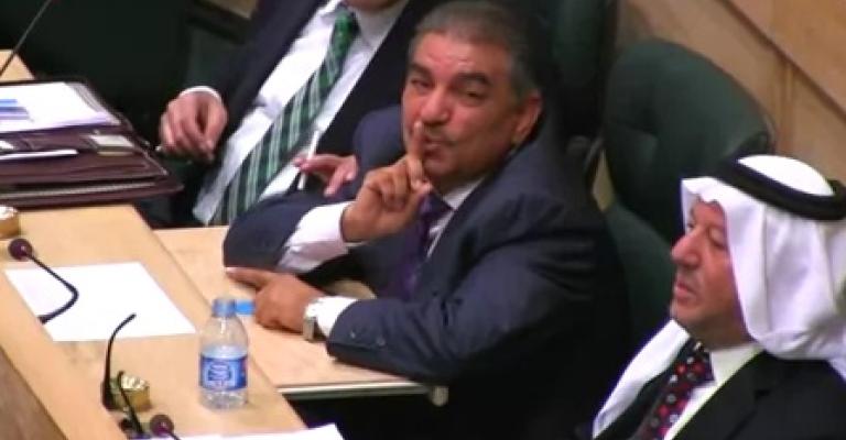 السعود للزعبي والأقطش : شوكنتوا تعملوا بروسيا ؟ 