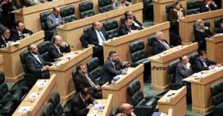 نواب يطردون الصحفيين من جلسة رفع أسعار الكهرباء