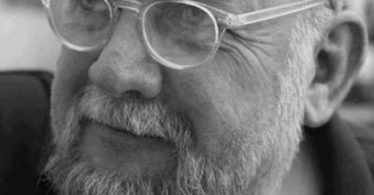 وفاة الفنان التشكيلي علي ماهر