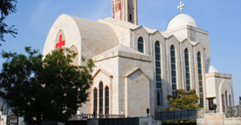 خلافات مجلس المطارنة تغيّب برنامج عيد الفصح عن التلفزيون خلافات مجلس المطارنة تغيّب برنامج عيد الفصح عن التلفزيون