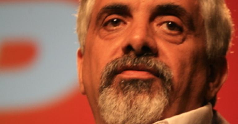 تساؤلات حول تخصصات المتحدثين في المؤتمر الوطني الأول للإعلام