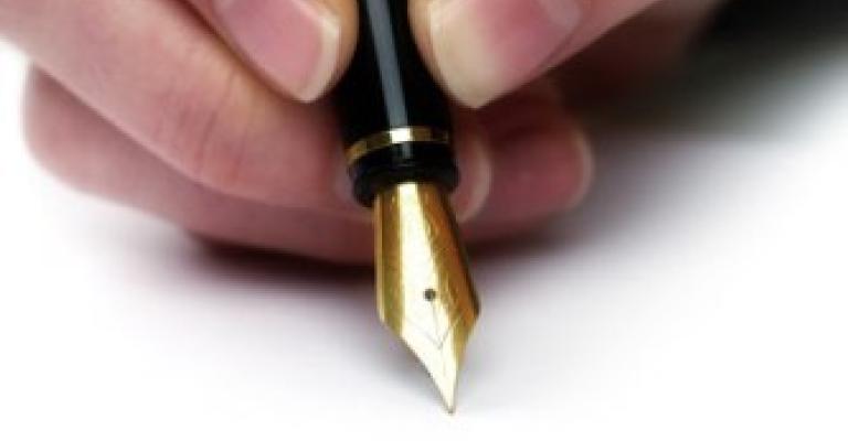 توقيع كتاب أميرة الأرض