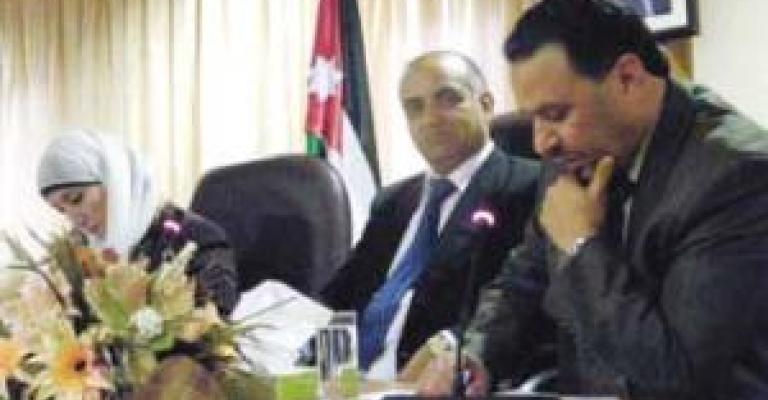 شجرة فوق رأس لمفلح العدوان شجرة فوق رأس لمفلح العدوان