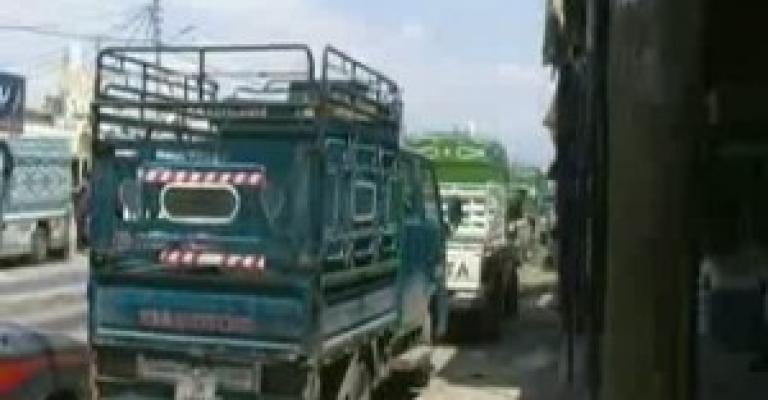 بالفيديو معاناة تجار سوق الكرامة بسبب اصطفاف السيارات بالفيديو معاناة تجار سوق الكرامة بسبب اصطفاف السيارات