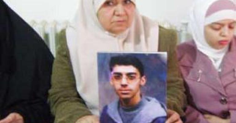 Armouti: Government should adopt campaign for POW