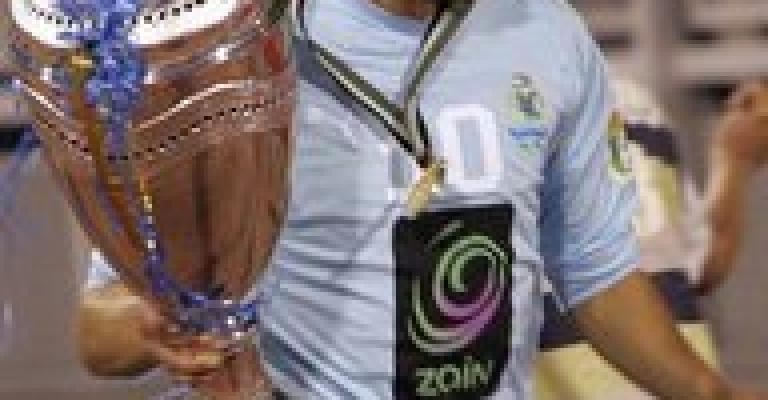 النسر الأزرق يحلق بالدوري بعد غياب 5 مواسم النسر الأزرق يحلق بالدوري بعد غياب 5 مواسم