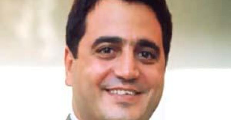 ابو عنزة يقاضي وزير البيئة