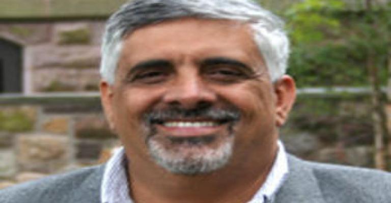 القائد العسكري الإسرائيلي يتصرف كديكتاتور تجاه الفلسطينيين