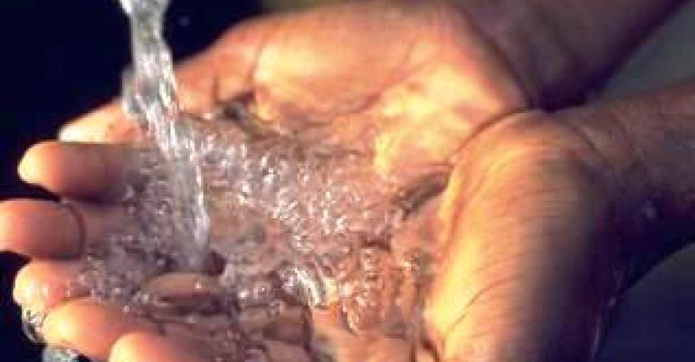 حي في الشونة يعاني من شح المياه منذ 4 سنوات (فيديو) حي في الشونة يعاني من شح المياه منذ 4 سنوات (فيديو)