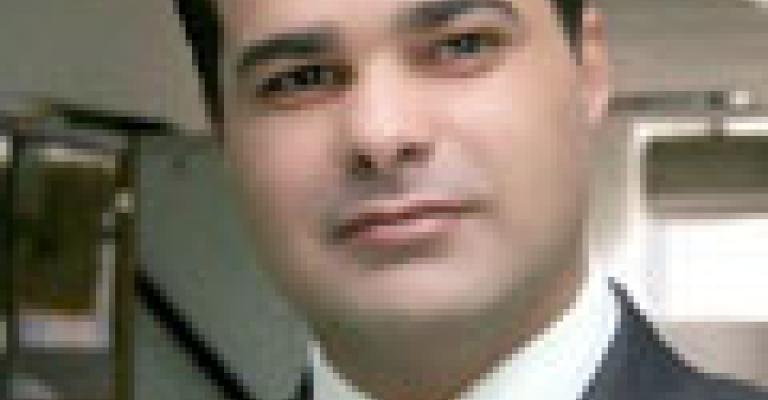 العبويني يرزق بـ بشار