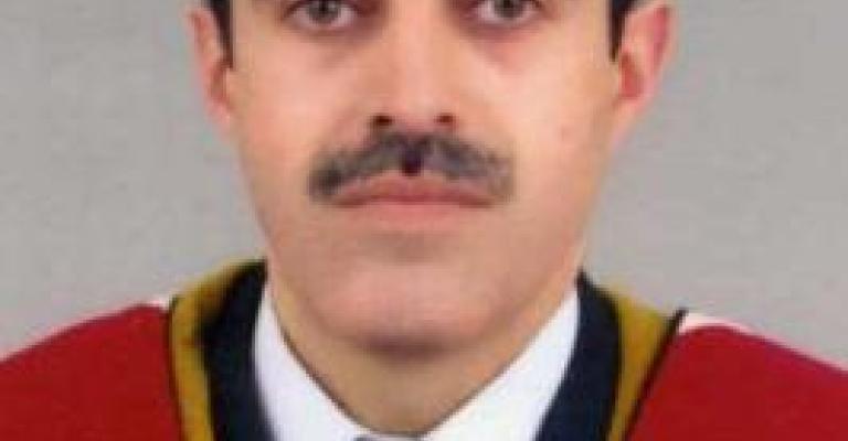 الدكتور عبد الباسط عثامنه