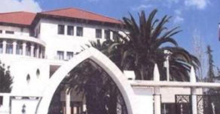 إقرار قوانين معدلة لـ العقوبات والجنايات الكبرى والنيابة العامة