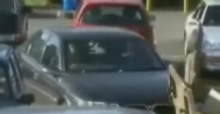 اعتداءات متواصلة على الشوارع اعتداءات متواصلة على الشوارع