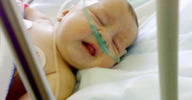 إصابة الطفل يمان بمرض نادر وانتظار فحص الحمض النووي إصابة الطفل يمان بمرض نادر وانتظار فحص الحمض النووي