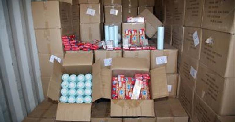 إحباط تهريب 1.200 مليون قطعة مفرقعات إحباط تهريب 1.200 مليون قطعة مفرقعات