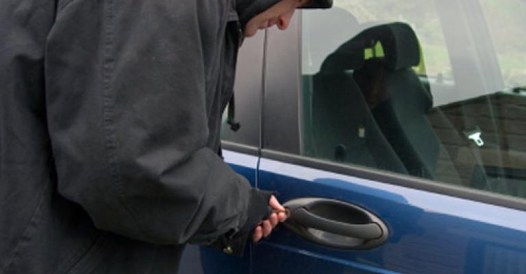الامن العام يدعو المواطنين اتخاذ إجراءات وقائية لتجنب سرقة مركباتهم الامن العام يدعو المواطنين اتخاذ إجراءات وقائية لتجنب سرقة مركباتهم