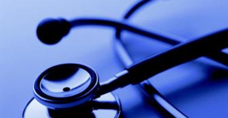 التحقيق مع المعتدين على طبيبين وممرض بمستشفى الأمير هاشم