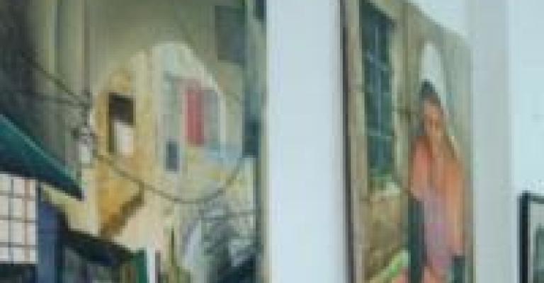 معرض تشكيلي ونحتي بالزرقاء