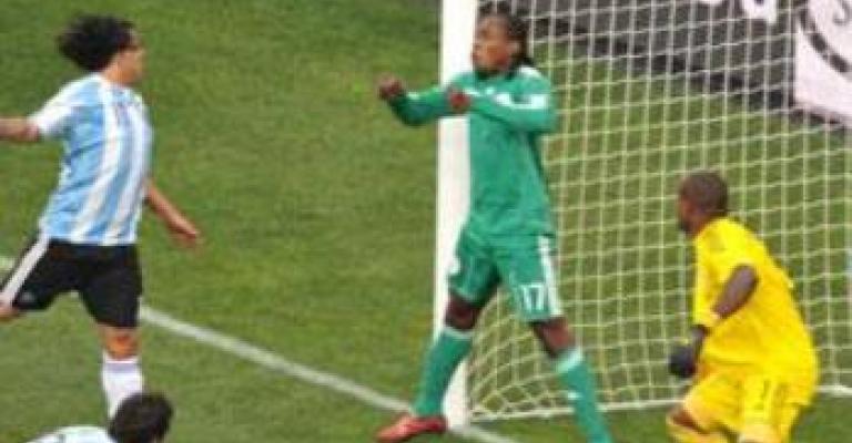 الأرجنتين يحصد نقاط فوز خجول على نيجيريا 