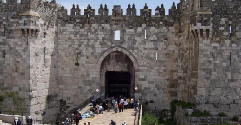 لا مكان للأيتام في القدس 