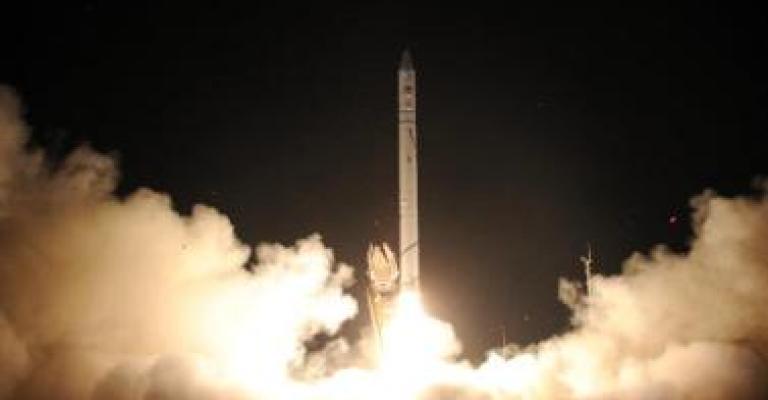 القمر التجسسي الإسرائيلي يبث أولى صوره