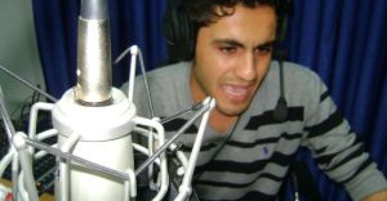 معلقو الرياضة في فلسطين يتألقون على اثير راديو البلد