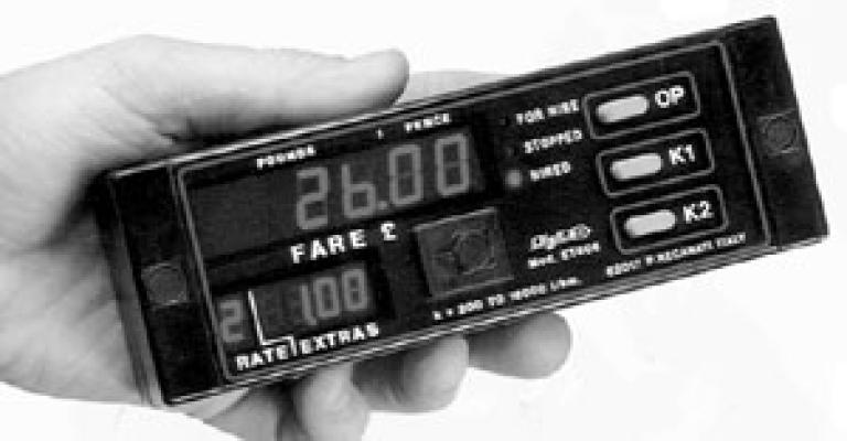 عداد التاكسي في الشونة الجنوبية للديكور!..فيديو