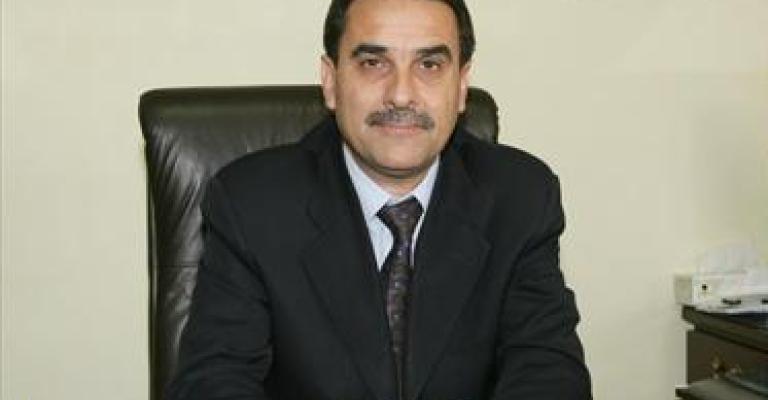 تجديد عقد مدير الاحصاءات