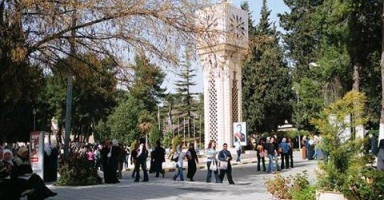 "الاردنية" تقرر صرف حوافز العاملين في الجامعة 