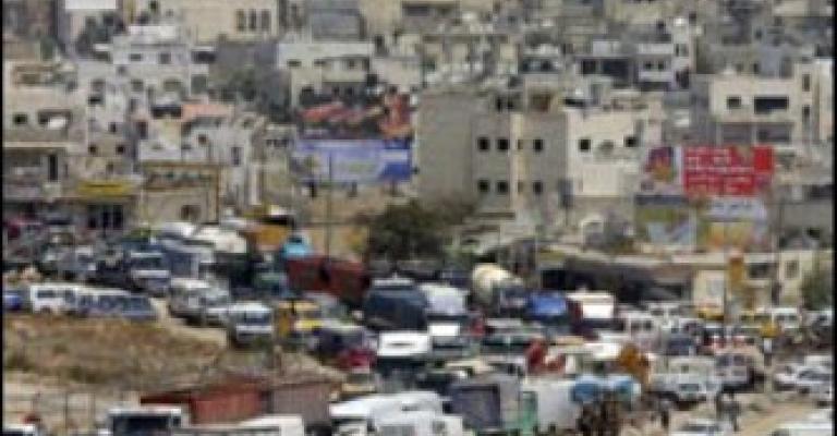 4 ملايين نسمة في الضفة وغزة وثلث الأسر عانت من الفقر