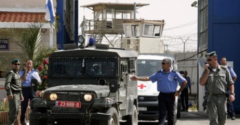 العمل الإسلامي:كنا ننتظر من الحكومة تحرير باقي الأسرى لا تسليم البرق