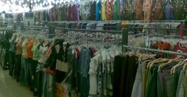 ارتفاع أسعار الملابس بعد تعديل التعرفة الجمركية