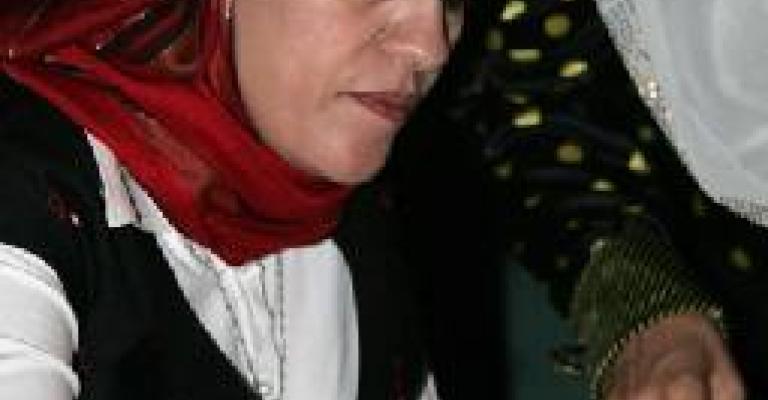 العتوم توقع "أشبه بأحلامها"