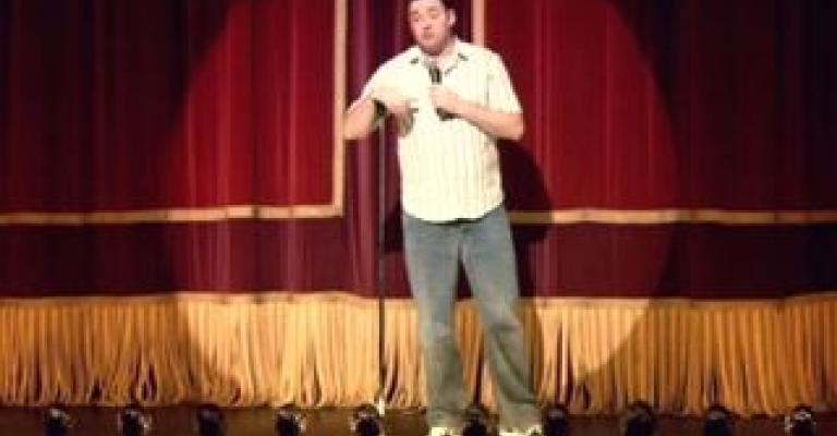 ال"ستانداب كوميدي" فنٌ جديد يحاكي هموم الناس بإقبالٍ لافت..فيديو