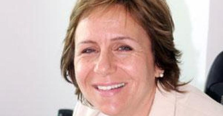 رئيس الوزراء "يهدد الصحفية رنا الصباغ بمحكمة أمن الدولة"