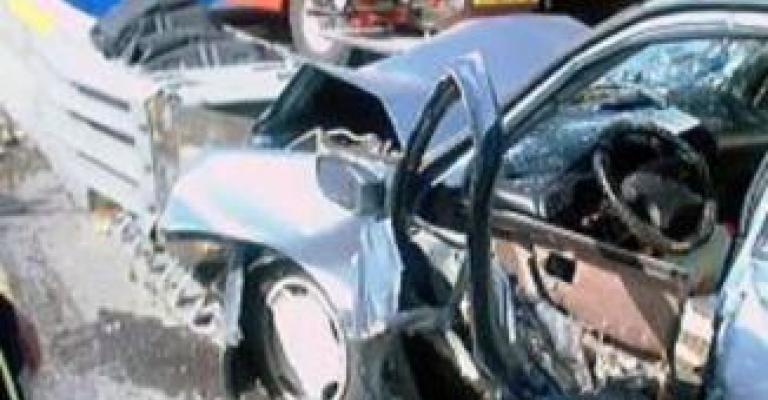 وفاة طفل وإصابة 10 آخرين بحادث تدهور على طريق المدورة