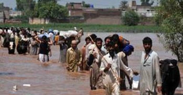 حملة تبرعات نقابية لمتضرري فيضانات باكستان حملة تبرعات نقابية لمتضرري فيضانات باكستان