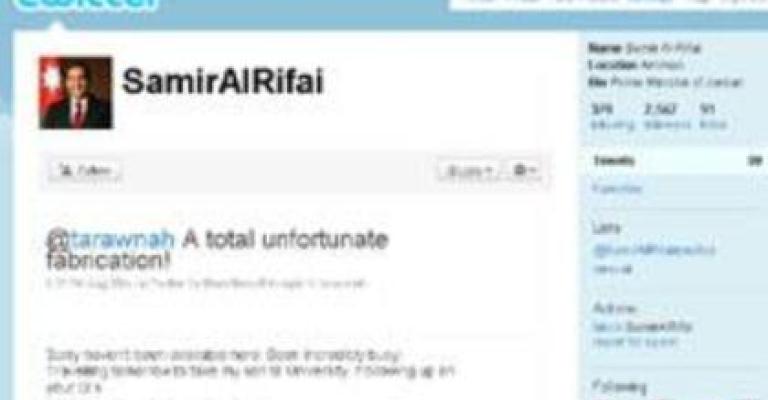 "سي ان ان" تتابع نشاط الرفاعي عبر الـ"تويتر"