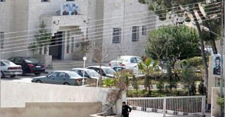 تهمة القتل العمد مكرر لقاتلة أطفالها بالسلط