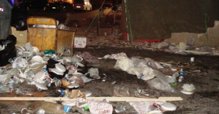 مقرات انتخابية تسبب تلوثا بيئيا..صور مقرات انتخابية تسبب تلوثا بيئيا..صور