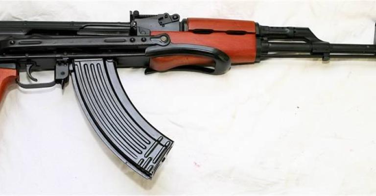 القبض على أشخاص متورطين بإطلاق نار على نائب سابق