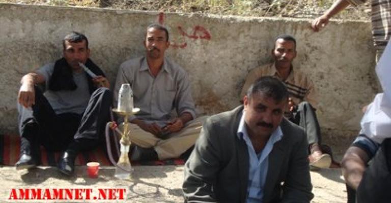 موظفو شركة العبدلي يعتصمون احتجاجا على تأخر صرف رواتبهم