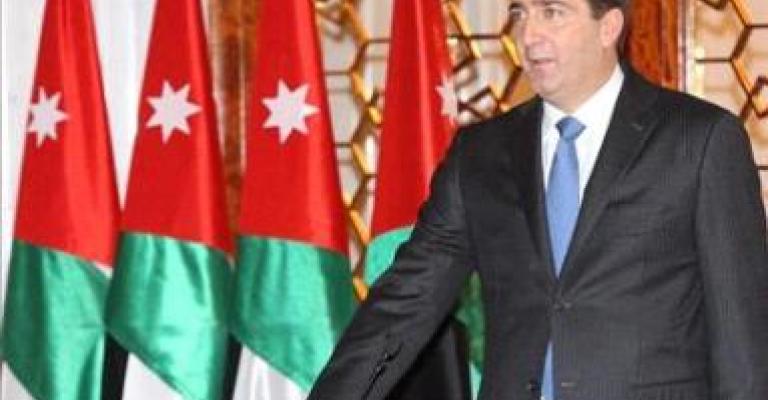 الفقر والبطالة ملفات لن تستطيع الحكومة حلها الفقر والبطالة ملفات لن تستطيع الحكومة حلها