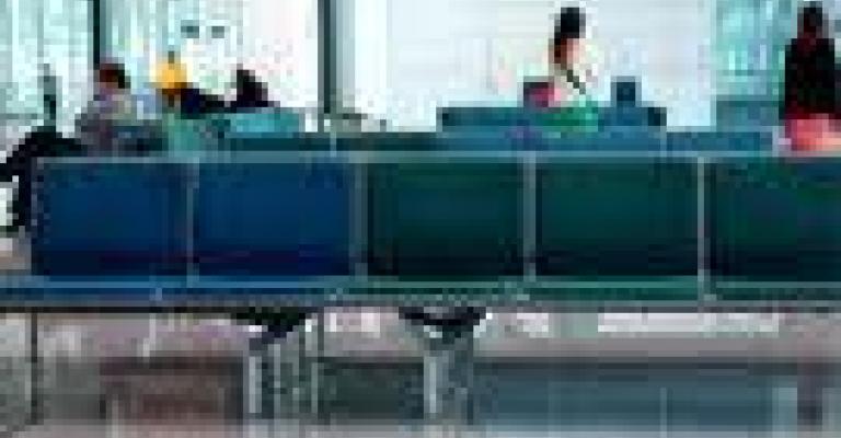 قاعة انتظار المطار اليوطوبيّة 