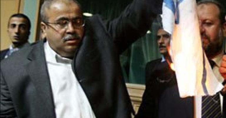 عطية يسأل عن البورصة والنسور عن الهيئات وهميسات عن الأمانة 