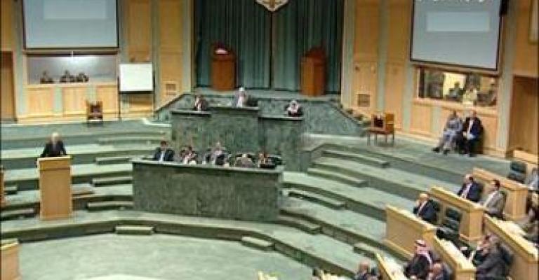 (فيديو)فوضى عارمة في جلسة النواب وفشل التوافقات بين الكتل على اللجان 