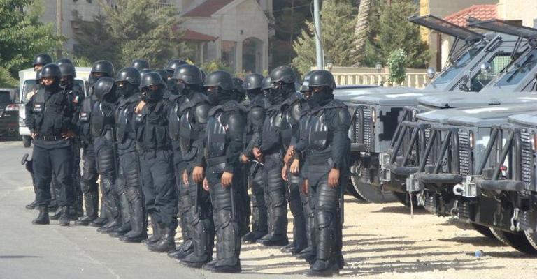 الدرك: استخدام مفرط للقوة أم تعزيز للأمن والاستقرار الداخلي