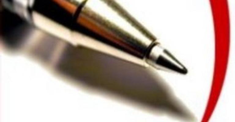 الهجمة على وزير العمل .. تصيد غير مبرر .. والتعليمات ذاتها تتكرر منذ سنوات